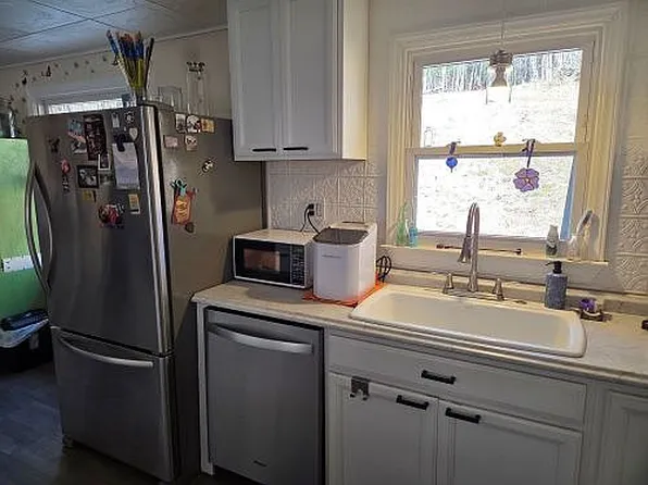 1113 Laurel Branch Rd NW, Floyd, VA 24091