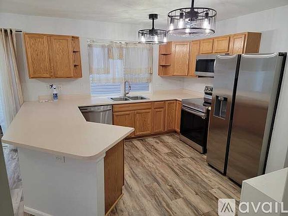 5th image of 19400 E 50th Pl