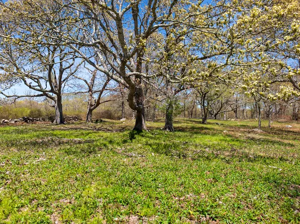 14 Ridge Rd, Aquinnah, MA 02535