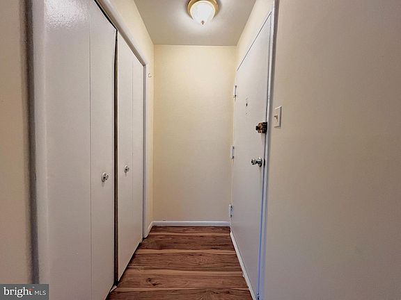4th image of 5217 Newton St APT 101