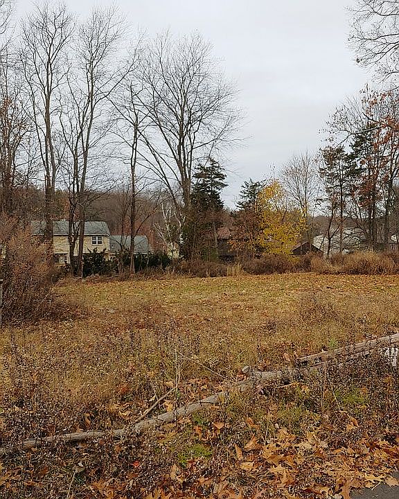 1st image of 38 Lakeview Ave