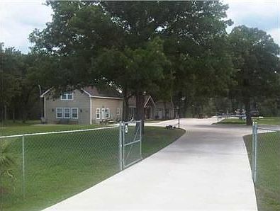 1st image of 172 Heritage Oaks Dr