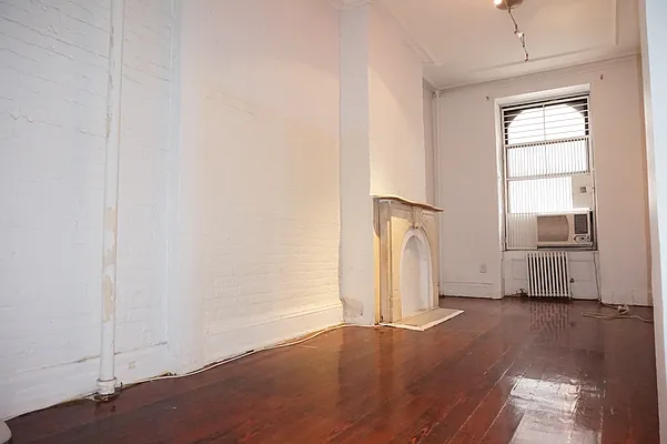 Rented by ALTER REALTY CO INC | media 1