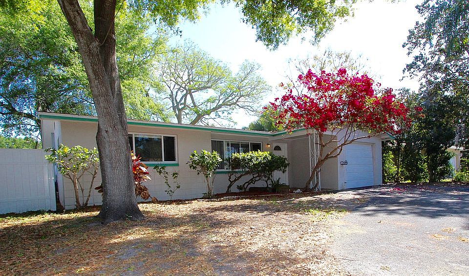 1st image of 10337 Blossom Lake Dr