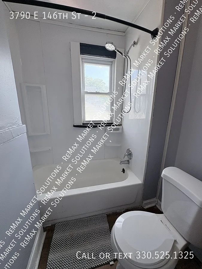 Affordable 2-Bedroom Second-Floor Apartment in Cleveland — Photo 4