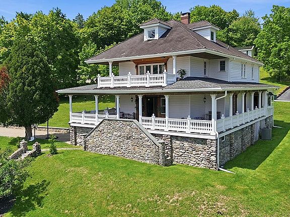 2nd image of 7 Lake Avenue