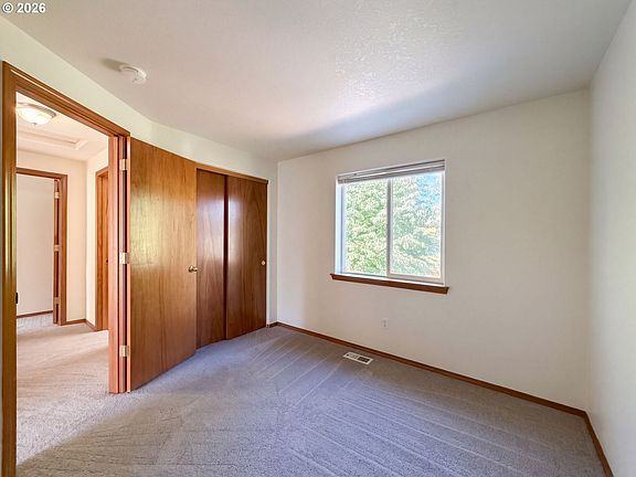 3rd image of 17475 Eirwen St
