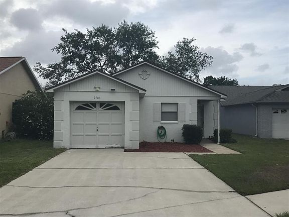 2nd image of 2704 Winchester Dr