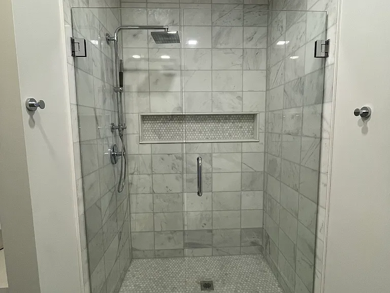 1647 W Hubbard St #2 — Photo 9