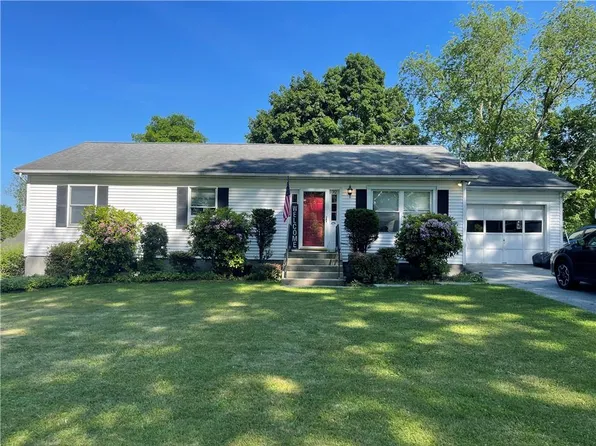 32 Kobelt Drive, Wallkill, NY 12589