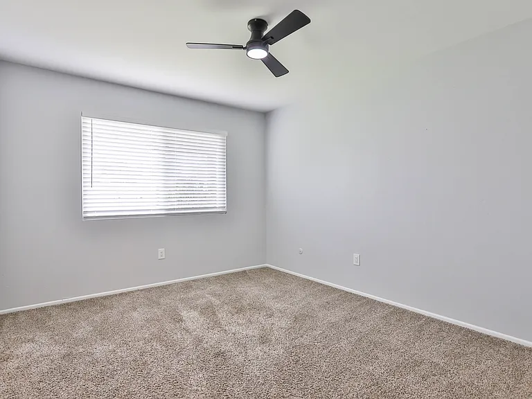 309 W Kelly Ave #A — Photo 17