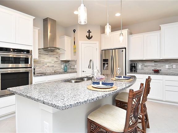 3rd image of 7245 Spring Park Dr