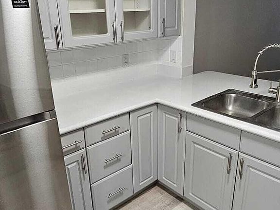 4th image of 118 Lake Emerald Drive #107