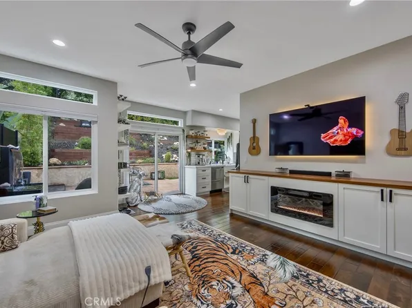 133 Concerto Dr, Oak Park, CA 91377