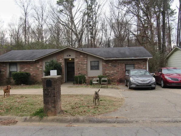 124 E 6th St, Ashdown, AR 71822