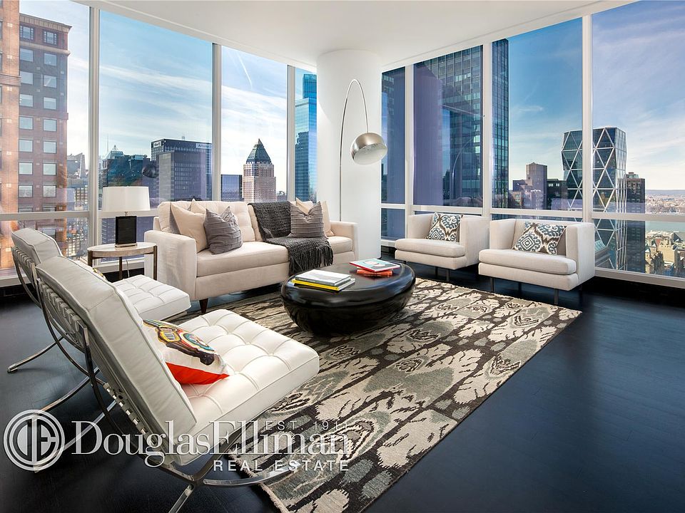 1st image of 157 W 57th St APT 44B