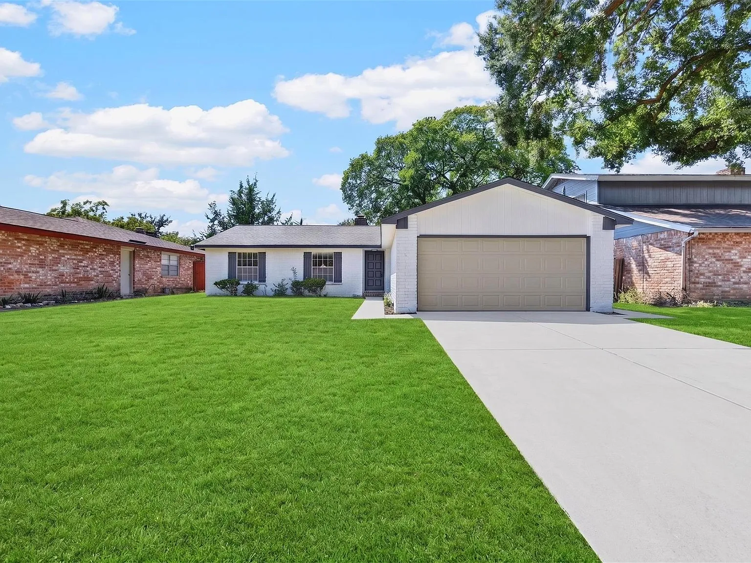 3 bed, 2.0 bath, 1488 sqft, $2,000 — Photo 4