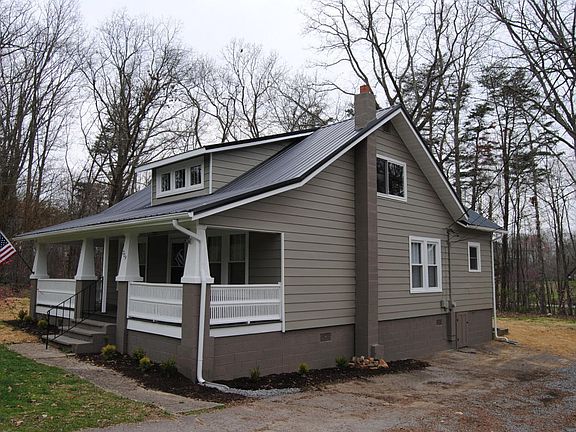 3rd image of 709 Reed Dr