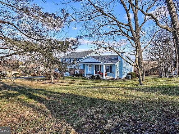 4th image of 3872 Skyview Dr