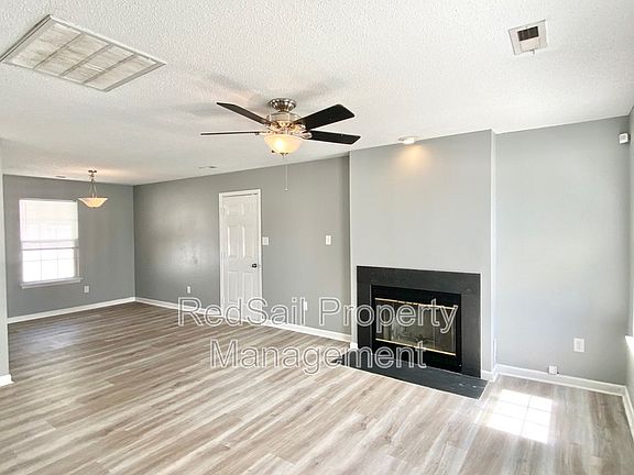 4th image of 223 Gate House Rd