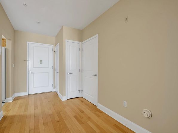 130 Post Avenue #315, Westbury, NY 11590
