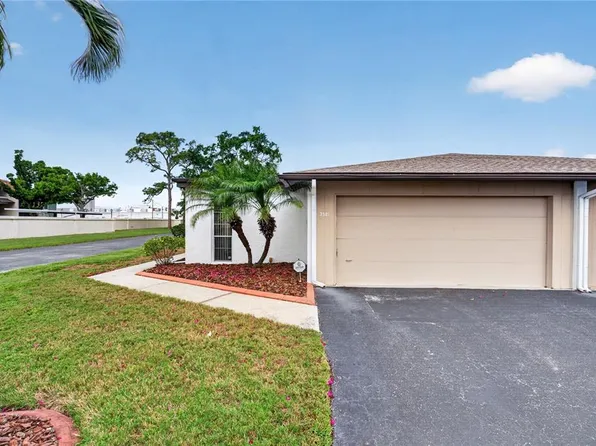 3501 N Village Ct, Sarasota, FL 34231