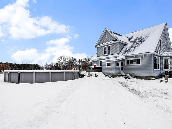 4th image of 3011 E Empire Ave