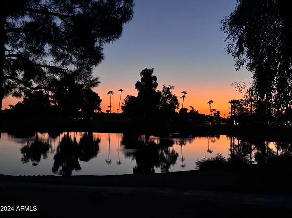 25111 S Golfview Dr, Sun Lakes, AZ 85248