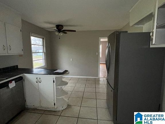 5th image of 1389 Fulton Ave