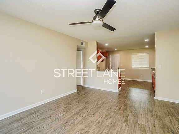 4th image of 3292 Hilock Pl