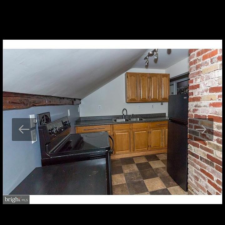 2nd image of 1137 Mount Laurel Ave #B