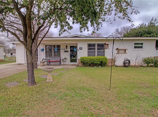 120 Austin St, Mc Gregor, TX 76657