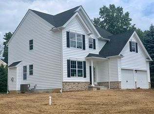 1491 Highland Dr, Bethlehem, PA 18015