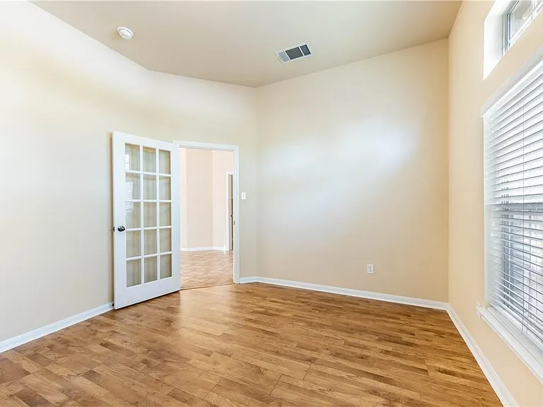 3509 Pine Needle Cir — Photo 7
