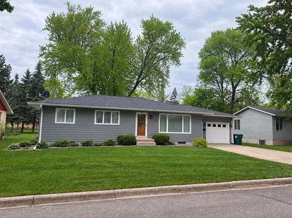 1225 Baxter Ave N, Glencoe, MN 55336