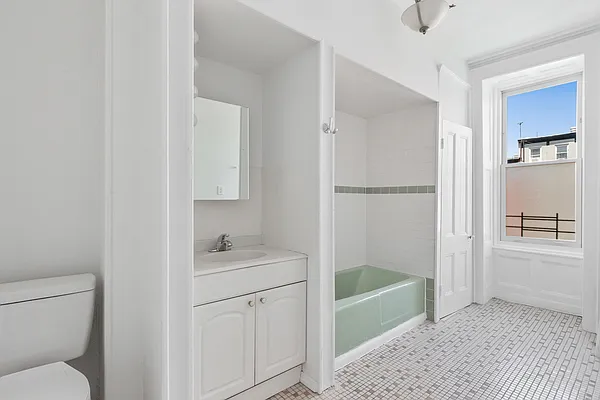 Rented by Corcoran | media 25