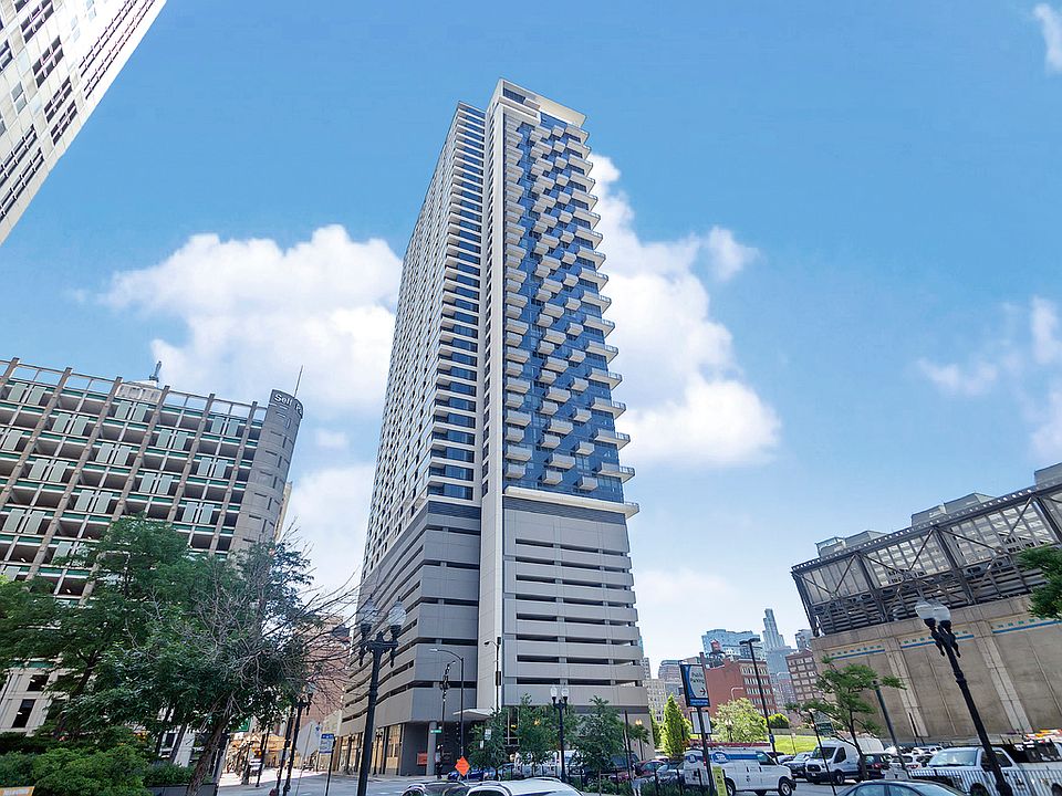 1st image of 235 W Van Buren St Unit 3712