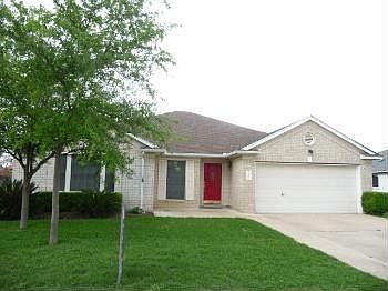 1st image of 1204 Drake Elm Dr
