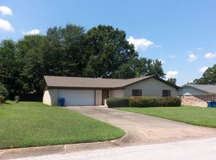 2805 Redbud St, Kilgore, TX 75662