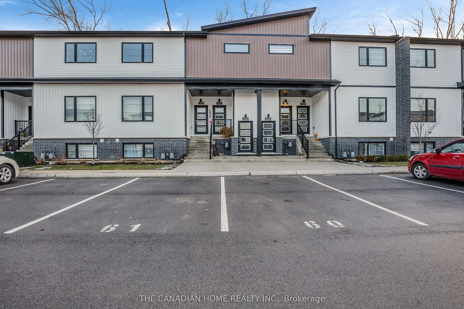 4263 4th Ave Unit 332 photo 1