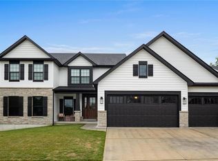 1814 Charles Thomas Ln, Fenton, MO 63026