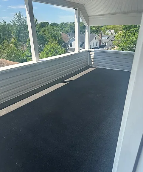 2700 Roslyn Ave #8 — Photo 9