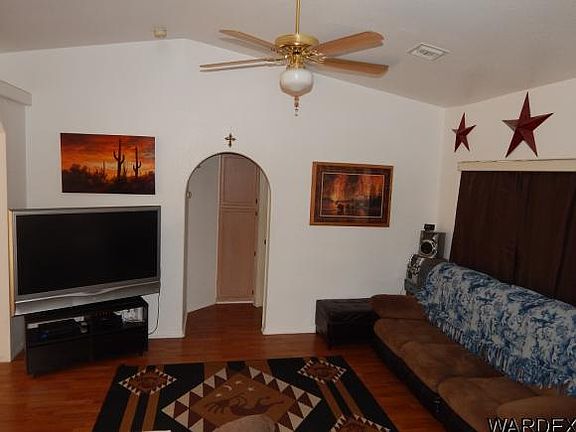 3rd image of 2290 Oleander Dr