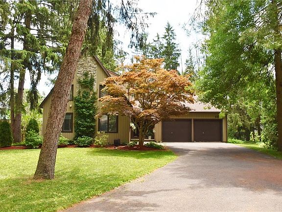 2nd image of 6305 Yulewood Cir