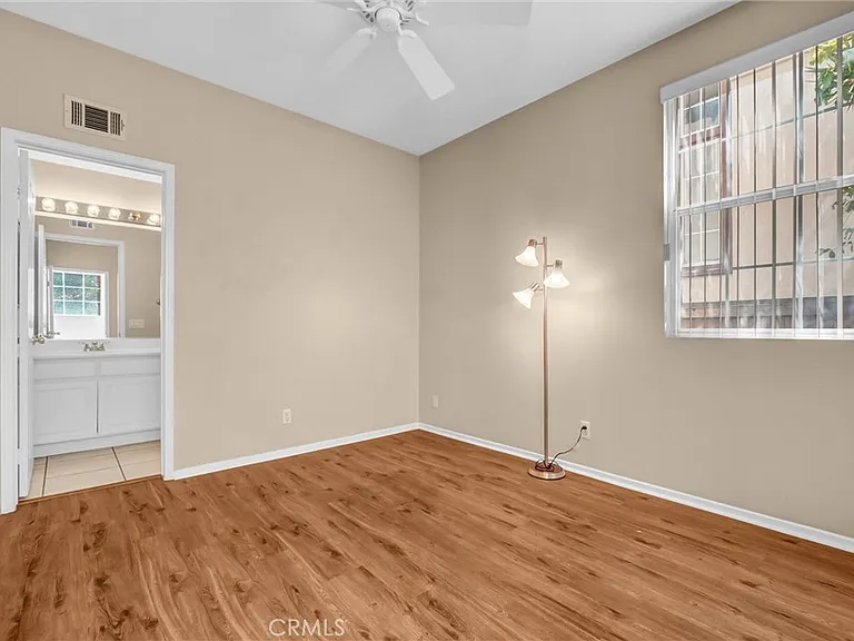 11625 Maynard Ave — Photo 13