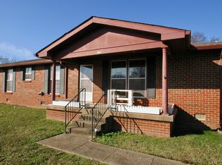 402 Winwood Dr, Lebanon, TN 37087