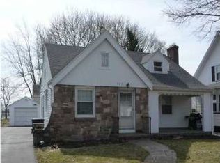 385 Winfield Rd, Rochester, NY 14622