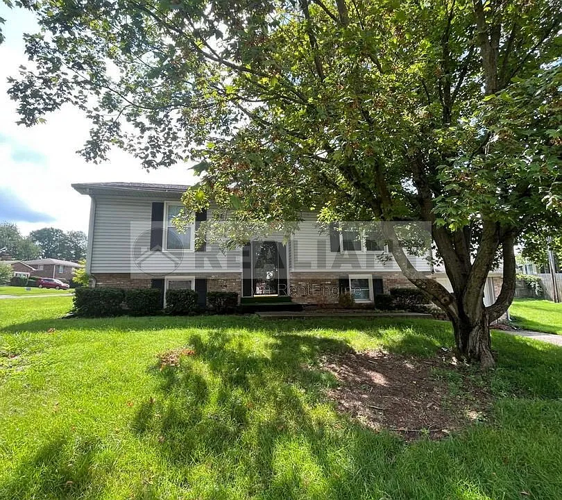 4013 Elora Ln