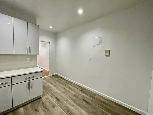 Rented by Highline Residential | media 21