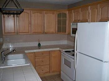 2nd image of 1025 4th Ave Unit 13